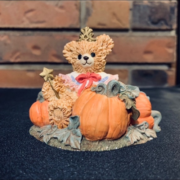 Bainbridge Bears Courtney Pumpkin Princess Collectible figurine - Picture 1 of 6